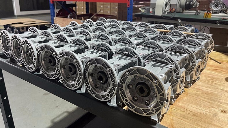 上海艾思捷蝸輪蝸桿減速機(jī)一般作用是什么？