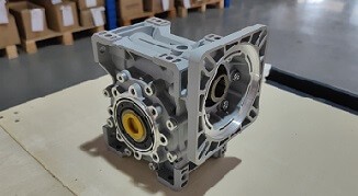 圖文并茂讓您快速了解蝸輪蝸桿減速機之SJMRV090型號