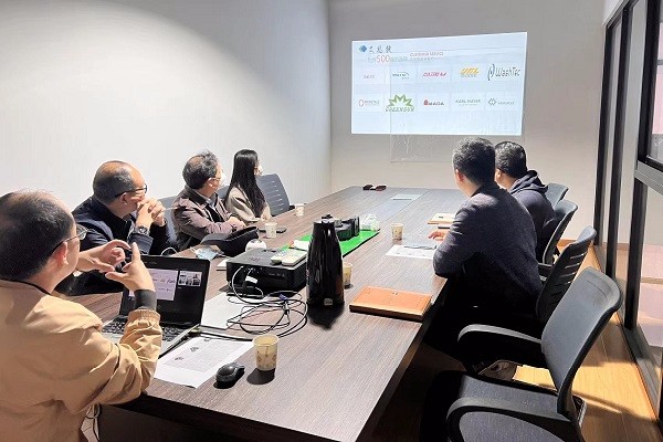 艾思捷歡迎西門子醫療器械有限公司來廠區進行合作考察 (2).jpg